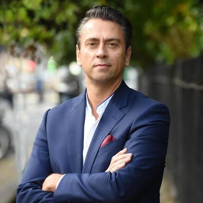 Dr Richard Hogan